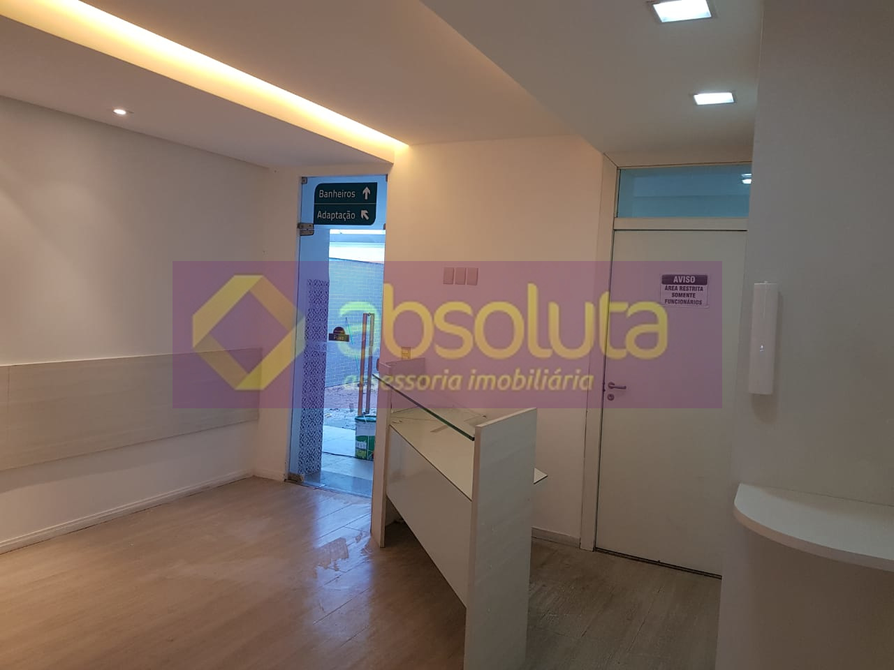 Casa comercial para locação nas Graças