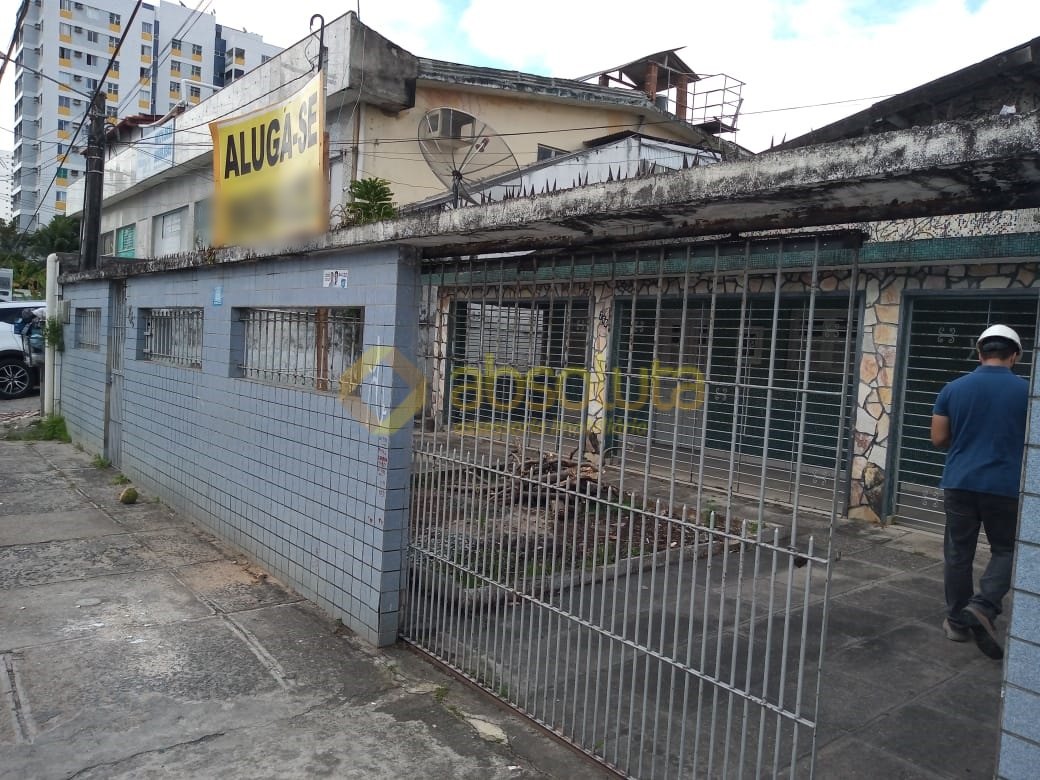 Casa comercial para locação em Piedade