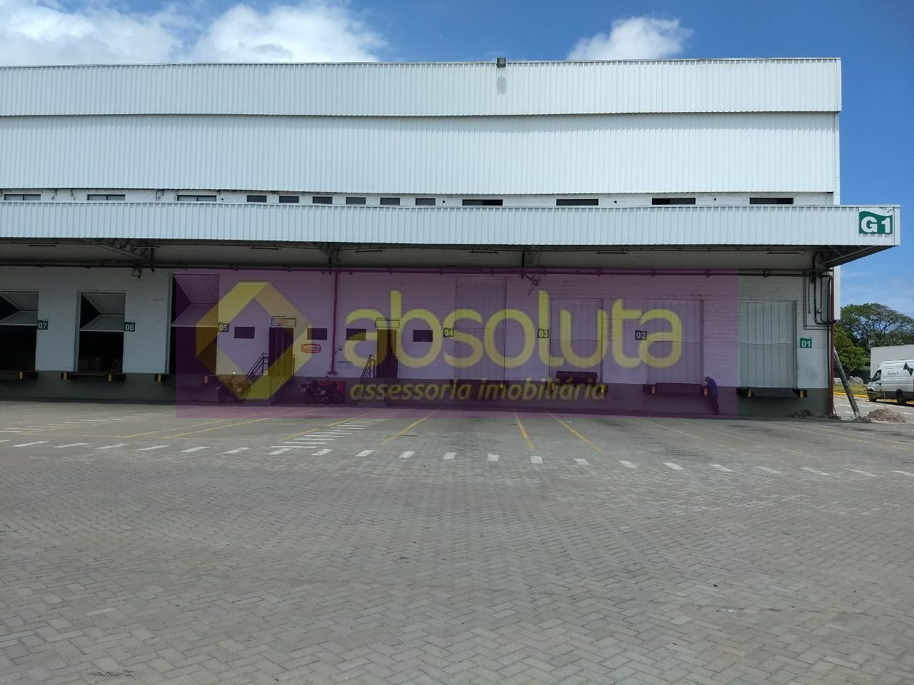 GALPÕES COND. LOCAÇÃO EM PRAZERES