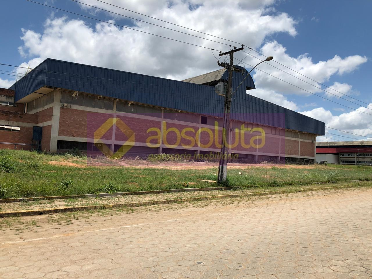 Galpão industrial para locação em Escada