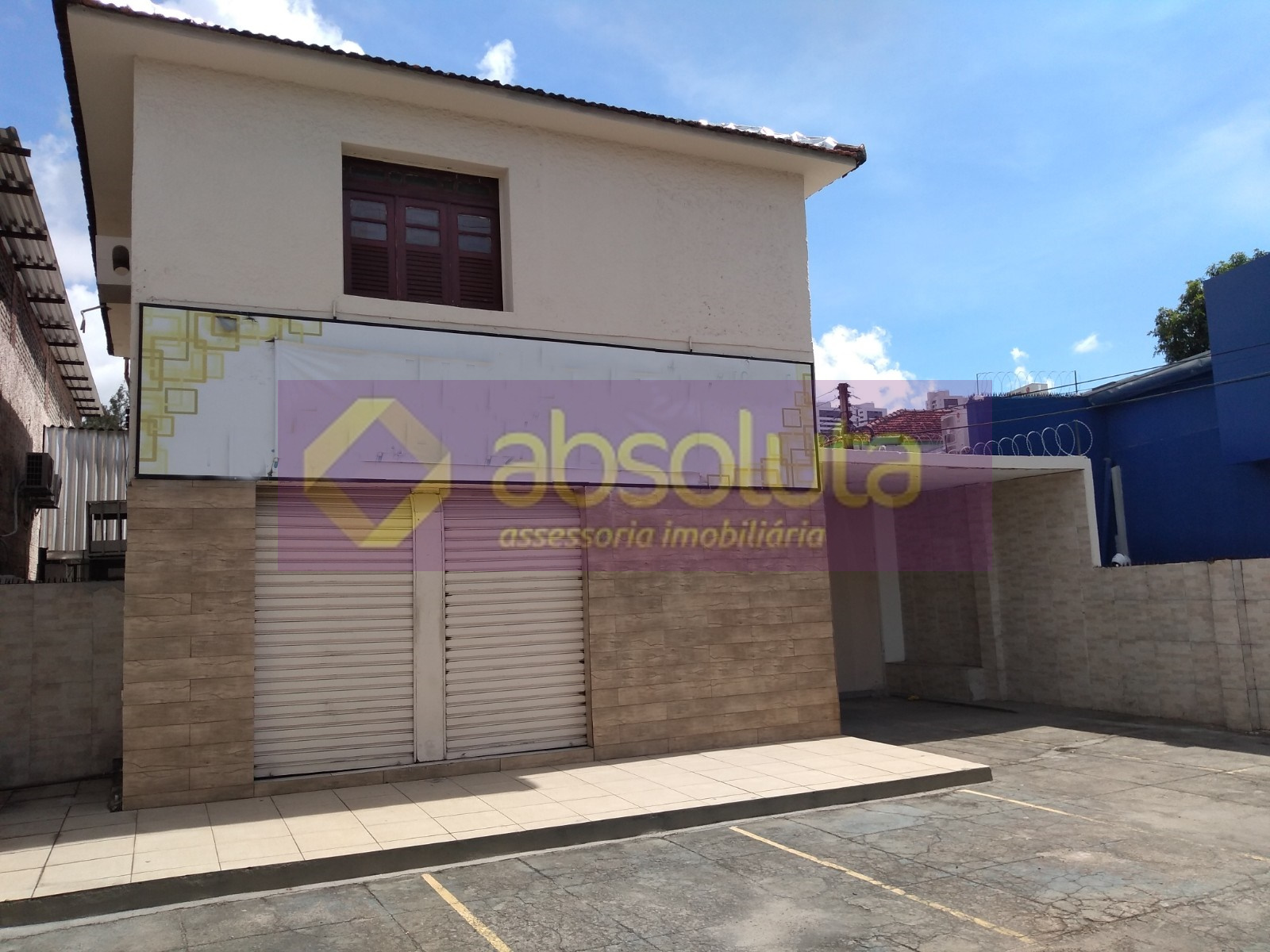 Casa comercial para locação na Madalena